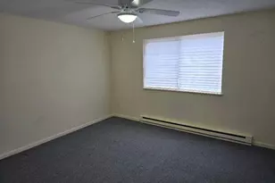 100 Mark Ln, Waterbury, CT 06704 - Photo 4