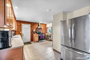 90 West Side Dr, Hamden, CT 06514 - Photo 18