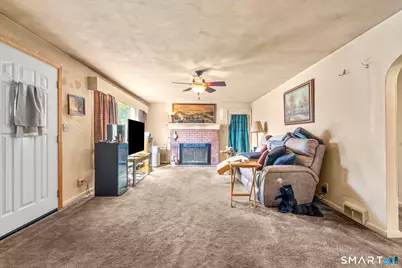 30 Parklawn Drive, Waterbury, CT 06708 - Photo 6