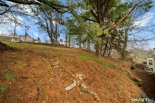 99 Essex Ave, Waterbury, CT 06704 - Photo 14