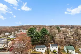 99 Essex Ave, Waterbury, CT 06704 - Photo 10