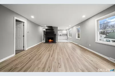 99 Essex Avenue, Waterbury, CT 06704 - Photo 18