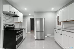 99 Essex Ave, Waterbury, CT 06704 - Photo 16