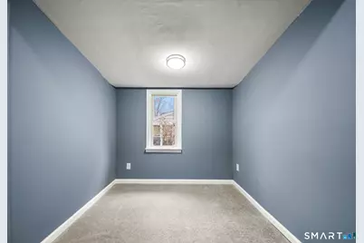 99 Essex Avenue, Waterbury, CT 06704 - Photo 28