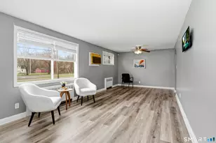 140 Cottage Grove Rd, Bloomfield, CT 06002 - Photo 10