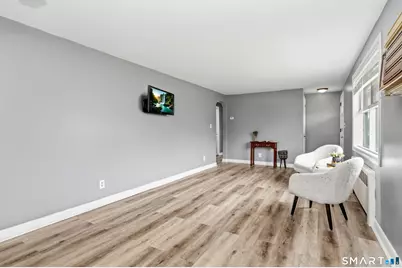 140 Cottage Grove Road, Bloomfield, CT 06002 - Photo 8