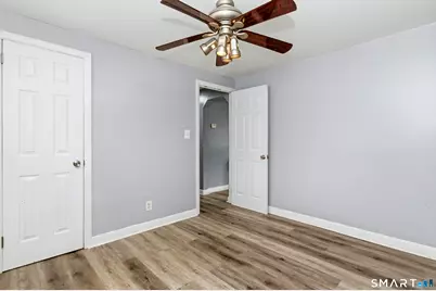 140 Cottage Grove Road, Bloomfield, CT 06002 - Photo 12