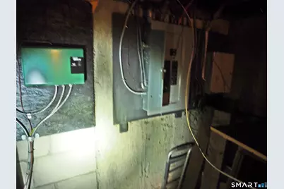 341 Lounsbury Street, Waterbury, CT 06706 - Photo 18