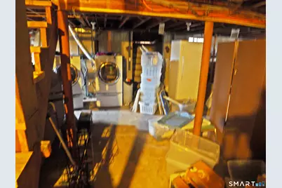 341 Lounsbury Street, Waterbury, CT 06706 - Photo 16