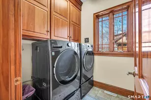 72 Village Gate Dr, Southington, CT 06489 - Photo 16