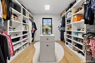 8 Holly Ln, Newtown, CT 06482 - Photo 20