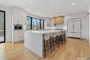 8 Holly Ln, Newtown, CT 06482 - Photo 8