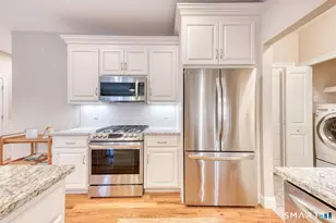 39 Harvest Ct, Newington, CT 06111 - Photo 22