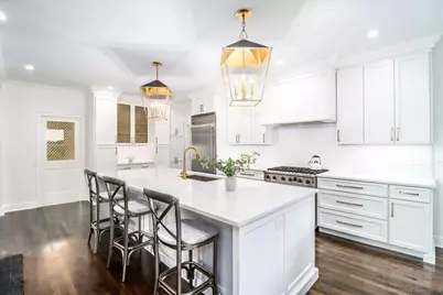 13 Old Castle Drive, Newtown, CT 06470 - Photo 12