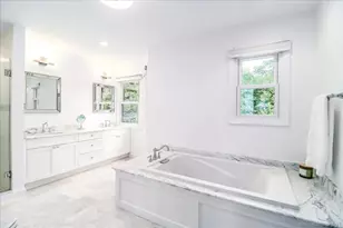13 Old Castle Dr, Newtown, CT 06470 - Photo 22