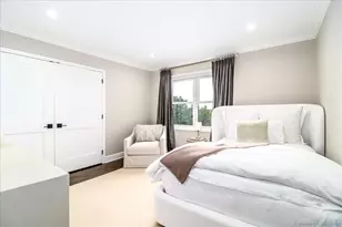 13 Old Castle Dr, Newtown, CT 06470 - Photo 22