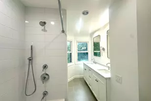 13 Old Castle Dr, Newtown, CT 06470 - Photo 26