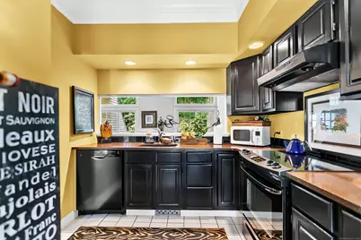 80 Bywater Lane #80, Bridgeport, CT 06605 - Photo 18