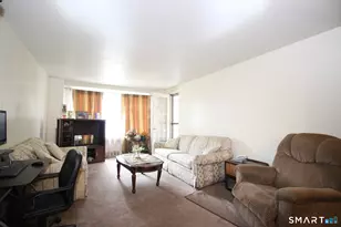 71 Strawberry Hill Ave, Stamford, CT 06902 - Photo 4