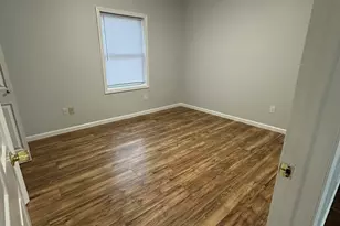 49 Howard St, Waterbury, CT 06705 - Photo 8