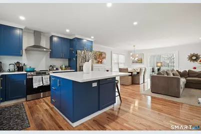 24 Hoyt Street, Stamford, CT 06905 - Photo 4