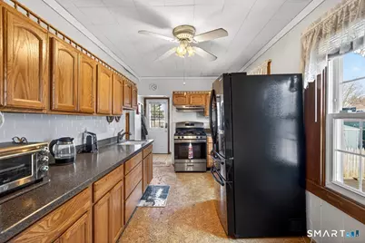 99 Union Avenue, West Haven, CT 06516 - Photo 8