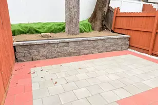 8 Avon Ln, Stamford, CT 06907 - Photo 10