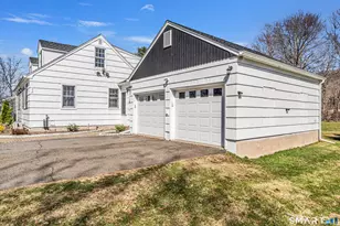 466 High Hill Rd, Meriden, CT 06450 - Photo 2