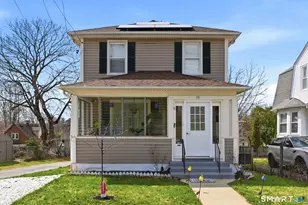 19 Waller Ct, New London, CT 06320 - Photo 2