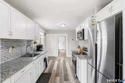 19 Waller Court, New London, CT 06320 - Photo 16