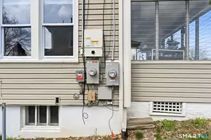 19 Waller Ct, New London, CT 06320 - Photo 40