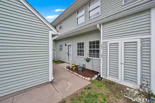 508 Spring Meadow Rd, South Windsor, CT 06074 - Photo 2