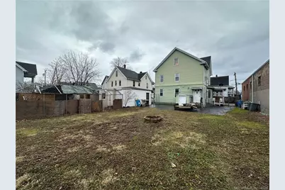 12 Woodland Street #2nd flr, New Britain, CT 06051 - Photo 12