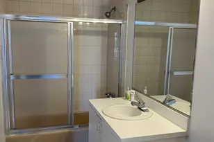 90 Kane St, West Hartford, CT 06119 - Photo 4