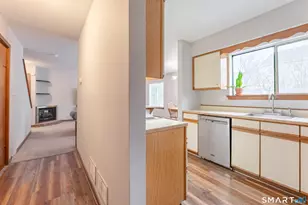 86 Staffordshire Commons Dr, Wallingford, CT 06492 - Photo 4