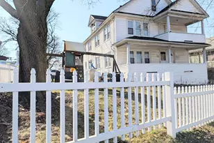 905 Cooke St, Waterbury, CT 06704 - Photo 2