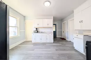 905 Cooke St, Waterbury, CT 06704 - Photo 24