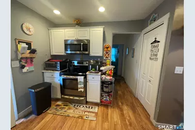 59 Oakland Street, Stratford, CT 06615 - Photo 6