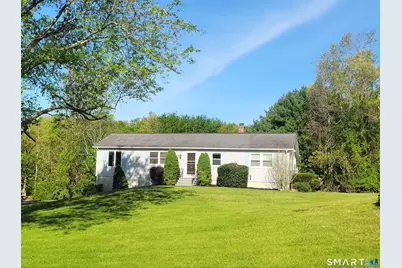 25 Mohegan Drive, Griswold, CT 06351 - Photo 12