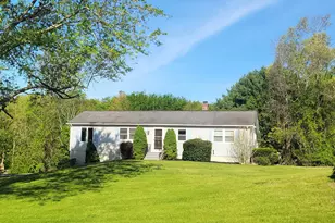 25 Mohegan Dr, Griswold, CT 06351 - Photo 12