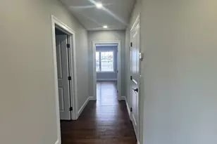 281 Harriet St, Bridgeport, CT 06608 - Photo 6