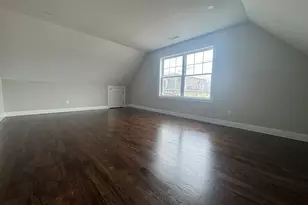 281 Harriet St, Bridgeport, CT 06608 - Photo 10