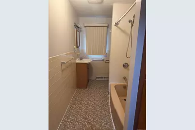 658A Ellington Road, South Windsor, CT 06074 - Photo 4