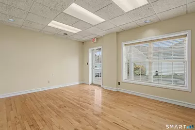 168 Boston Post Road #6, Madison, CT 06443 - Photo 2