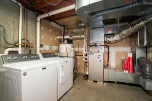 81 Old Stratfield Rd, Fairfield, CT 06825 - Photo 30