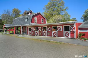 80-90 Comstock Hill Rd, Norwalk, CT 06850 - Photo 26