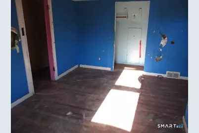 71 Broad Street, Meriden, CT 06450 - Photo 16