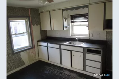 71 Broad Street, Meriden, CT 06450 - Photo 10