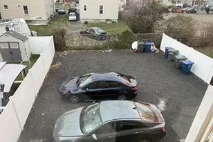 127 Eagle St, Bridgeport, CT 06607 - Photo 14