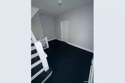 127 Eagle Street, Bridgeport, CT 06607 - Photo 4